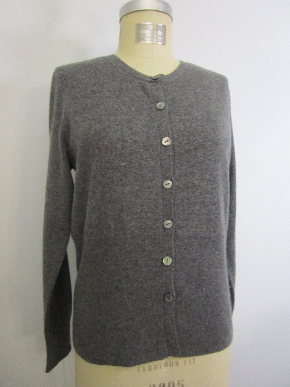 CASHMERE Cardigan Knit Sweater Crew Cuddly Gray